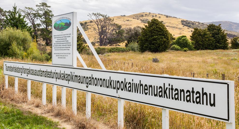 Photo of town sign